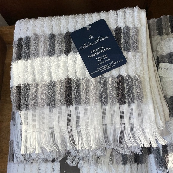BROOKS BROTHERS Bath Towel Set! NWT ✨ gorgeous quality premium Turkish towels! - Picture 7 of 13